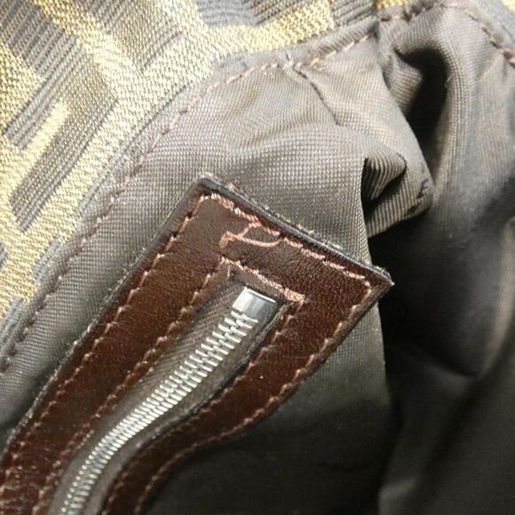 Vintage Fendi Baguette 26424 Shoulder Bag - Picture 10 of 10